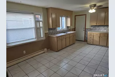 1526 West Broad Street, Stratford, CT 06615 - Photo 10