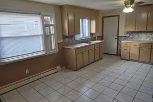 1526 W Broad St, Stratford, CT 06615 - Photo 10