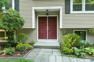 123 Briar Ridge Rd, Danbury, CT 06810 - Photo 2