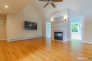 9 Streamside Ln, Berlin, CT 06037 - Photo 4