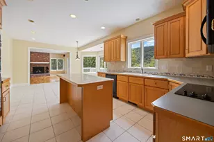 282 Tepi Dr, Southbury, CT 06488 - Photo 12