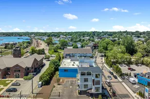 32 Broadway Ave, Stonington, CT 06378 - Photo 2