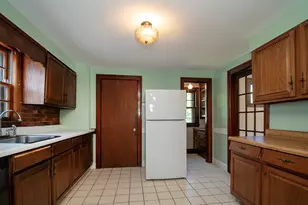 15 Homestead Ave, Hamden, CT 06514 - Photo 8