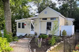 5 Hilltop Rd, East Hampton, CT 06424 - Photo 2