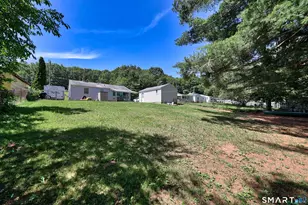 28 E Plymouth Rd, Plymouth, CT 06786 - Photo 32