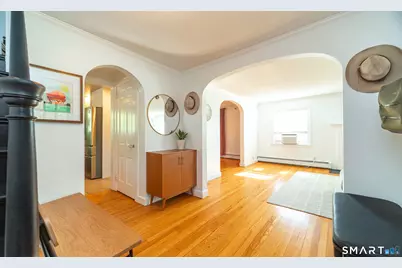 137 Mohawk Drive, West Hartford, CT 06117 - Photo 12