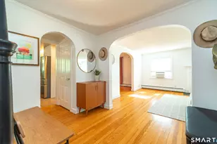 137 Mohawk Dr, West Hartford, CT 06117 - Photo 12