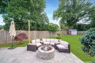137 Mohawk Dr, West Hartford, CT 06117 - Photo 10