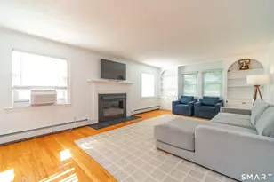 137 Mohawk Dr, West Hartford, CT 06117 - Photo 14