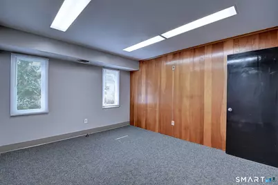 21 Middle Turnpike East, Manchester, CT 06040 - Photo 28