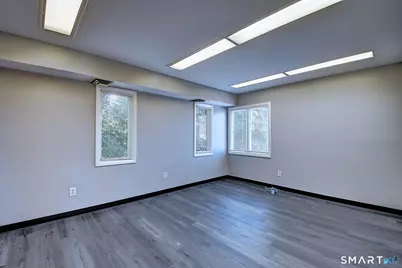 21 Middle Turnpike East, Manchester, CT 06040 - Photo 24