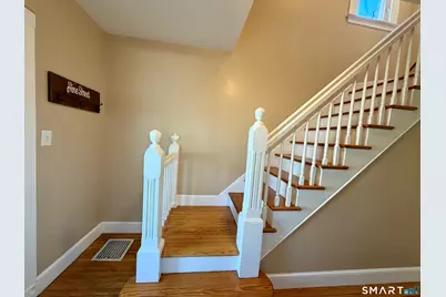 11 Hine Street, West Haven, CT 06516 - Photo 10