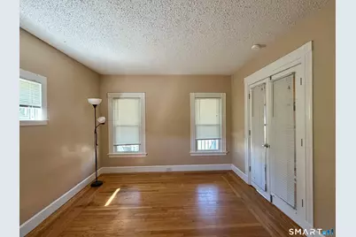 11 Hine Street, West Haven, CT 06516 - Photo 8