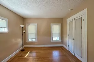 11 Hine St, West Haven, CT 06516 - Photo 8