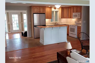 18 Maple Avenue, Essex, CT 06426 - Photo 10