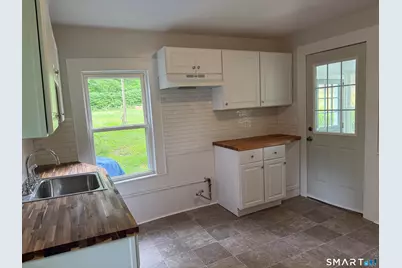 162 Bristol Street, Thomaston, CT 06787 - Photo 12