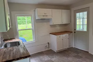 162 Bristol St, Thomaston, CT 06787 - Photo 12