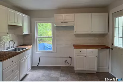 162 Bristol Street, Thomaston, CT 06787 - Photo 8