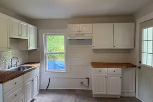 162 Bristol St, Thomaston, CT 06787 - Photo 8