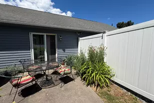 20 Plymouth Ct, Clinton, CT 06413 - Photo 22