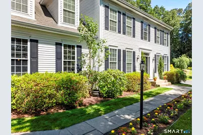 7 Ellsworth Place, Avon, CT 06001 - Photo 2