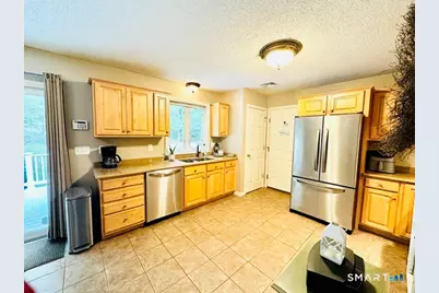 92 State Avenue, Killingly, CT 06241 - Photo 6