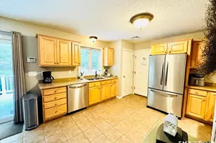 92 State Ave, Killingly, CT 06241 - Photo 6