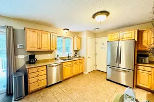 92 State Ave, Killingly, CT 06241 - Photo 4