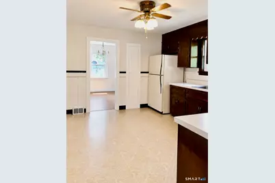 32 Homestead Avenue, Derby, CT 06418 - Photo 12