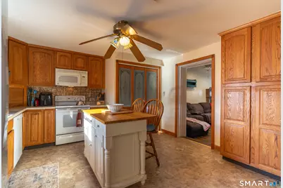 70 Orange Street, Stratford, CT 06615 - Photo 4