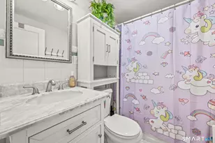 12 Iroquois Rd, West Hartford, CT 06117 - Photo 14