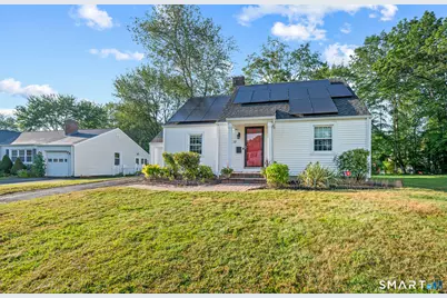 12 Iroquois Road, West Hartford, CT 06117 - Photo 2