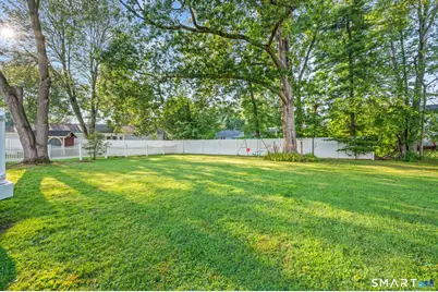 12 Iroquois Road, West Hartford, CT 06117 - Photo 26