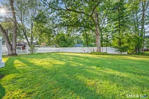 12 Iroquois Rd, West Hartford, CT 06117 - Photo 26