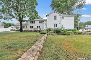 16 Union St, Shelton, CT 06484 - Photo 4