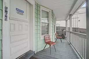 865 Iranistan Ave, Bridgeport, CT 06604 - Photo 2
