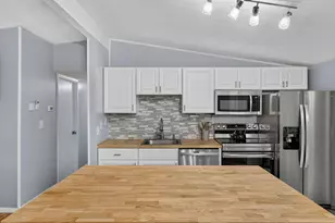 6 Pennywise Ln, Ledyard, CT 06339 - Photo 8