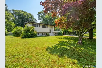 6 Pennywise Lane, Ledyard, CT 06339 - Photo 2