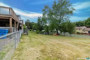 272 Anns Farm Rd, Hamden, CT 06518 - Photo 18