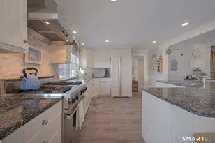3 Mohican Rd, Westbrook, CT 06498 - Photo 8