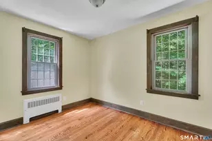118 Roosevelt Ave, Norwich, CT 06360 - Photo 14