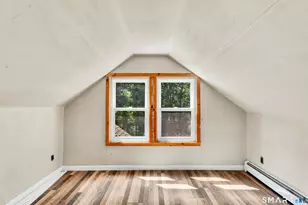 118 Roosevelt Ave, Norwich, CT 06360 - Photo 16
