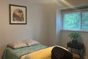11 Woodland Ave, Bloomfield, CT 06002 - Photo 6