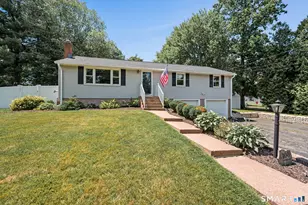 100 Northview Dr, South Windsor, CT 06074 - Photo 2