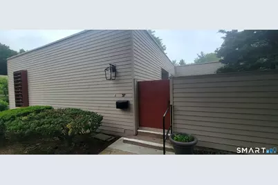37 Charlton Hill Road #37, Hamden, CT 06518 - Photo 6