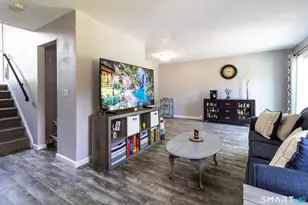 11 Cedarbrook Townhouse, Brookfield, CT 06804 - Photo 10