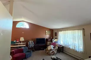 36 Laurel St, Enfield, CT 06082 - Photo 4