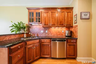 159 Bradford Walk, New Britain, CT 06053 - Photo 8