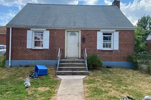 19 Baldwin St, Hartford, CT 06114 - Photo 1