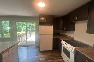 21 Larson Dr, North Haven, CT 06473 - Photo 10